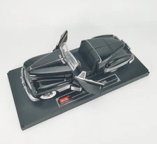 Sun Star  1 :18 Scale 1938 Buick Y-Job Black Color Diecast Model