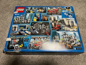 LEGO CITY: Police Station (60141)