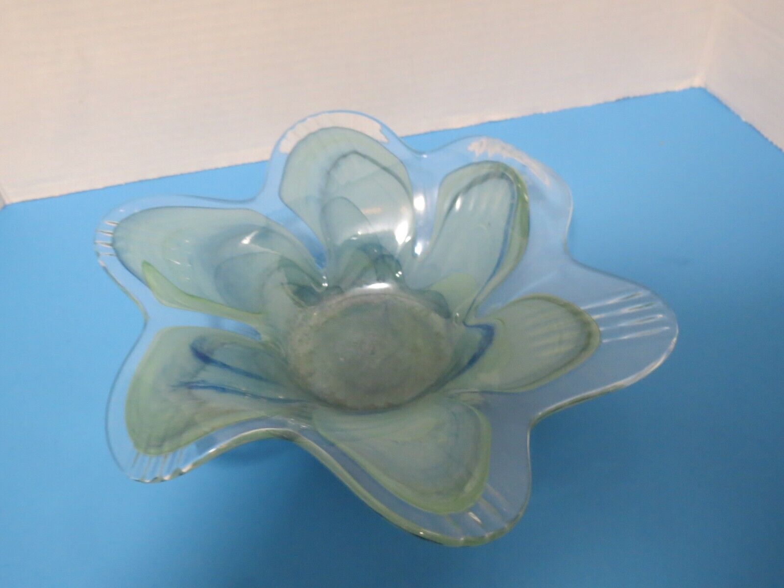 Blue Green Art Glass Decorative Bowl Dish 10"L x 4"T Glass Is Clear On Edging