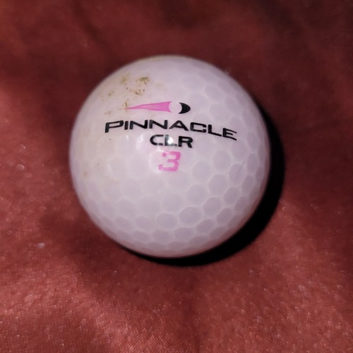 Pelota de golf rosa suave Pinnacle CLR 3 cinta de concientización sobre el cáncer de mama - Imagen 3 de 3