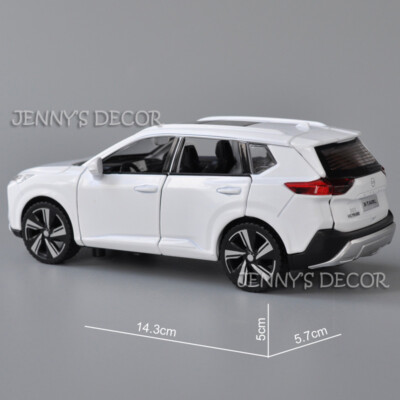 1:32 Scale Diecast Model X-Trail SUV Replica Pull Back Toy Car