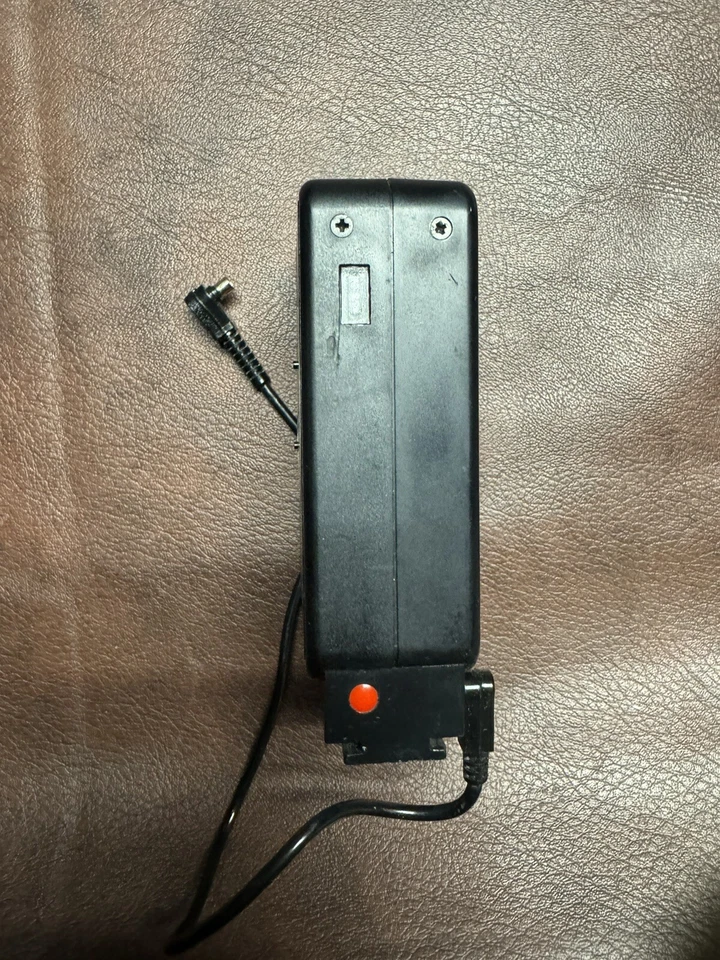 Braun Hobby Hobby F34R Shoe Mount Flash Manual Film Camera Universal w/ Chord - Image 3 of 4