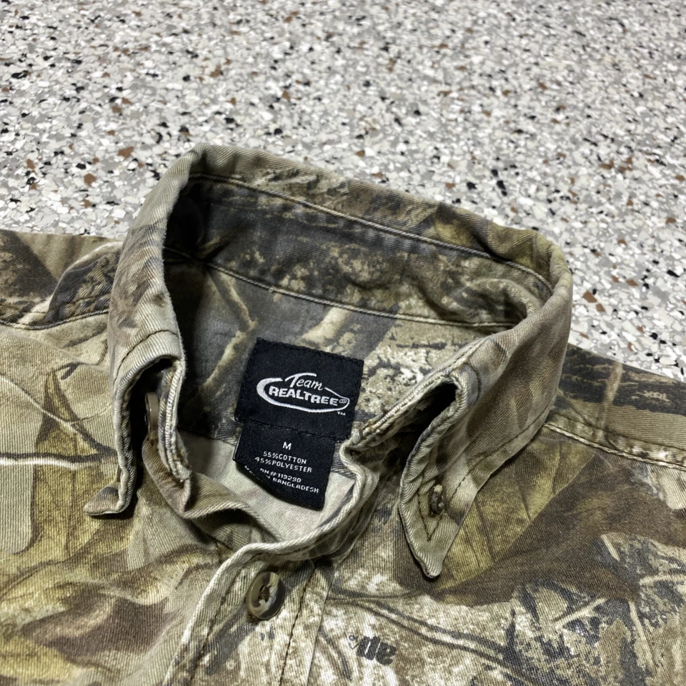 Team Realtree Camo Hunting Button Down Shirt Men's Size M - Image 4 of 4