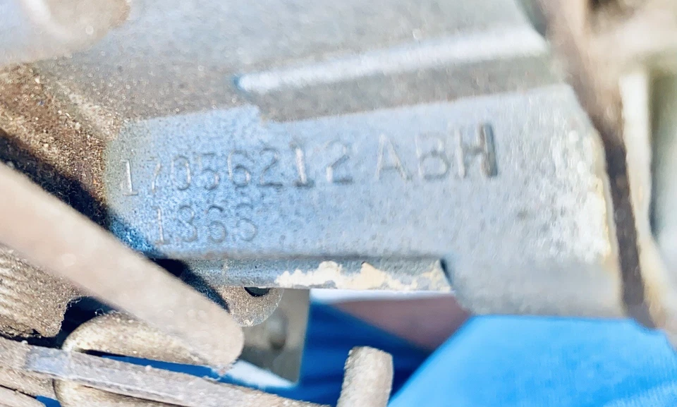 Camión Chevy Silverado 1976 454 Q-Jet Carb #17056212 ABH 1366, GM original Foto 2 de 4