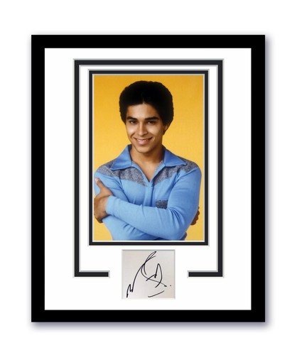 That 70s Show Wilmer Valderrama Autographed Signed 11x14 Framed Photo ACOA