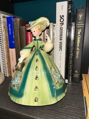 JOSEF ORIGINALS ''  AMANDA '' Antebellum Lady w GREEN DRESS,  SUPER RARE  7 1/4''