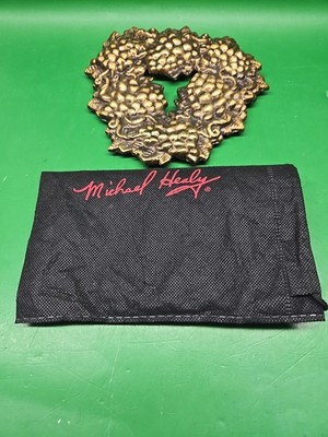 MICHAEL HEALY DESIGNS BRASS TRIVOT /SIGNED 2011 6''X 6''-great Condition