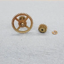 Urgos 32/1A Strike Side Idler Wheel & Second Wheel