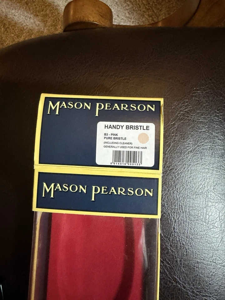 Cepillo de pelo práctico Mason Pearson - rosa Foto 3 de 4