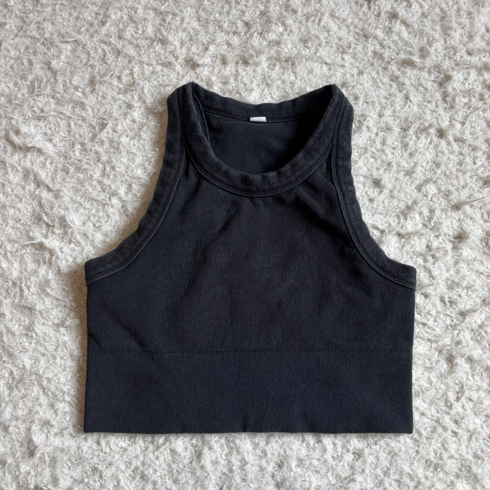 alo-yoga seamless delight high neck ribbed thick tank-bra