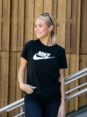 Nike Womens Essential Icon Futura T-Shirt Black BV6169-010 Size XS S M L XL  | eBay