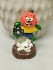 Halloween Pumpkin Tombstone Rip Plastic Toy Figurine Decoration Bee Toys 1994