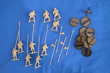 Lord of the Rings - LOTR - Uruk-Hai w/pikes 10 - Games Workshop PLASTIC