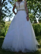 Cindy collection Wedding Dress style 1667 size small