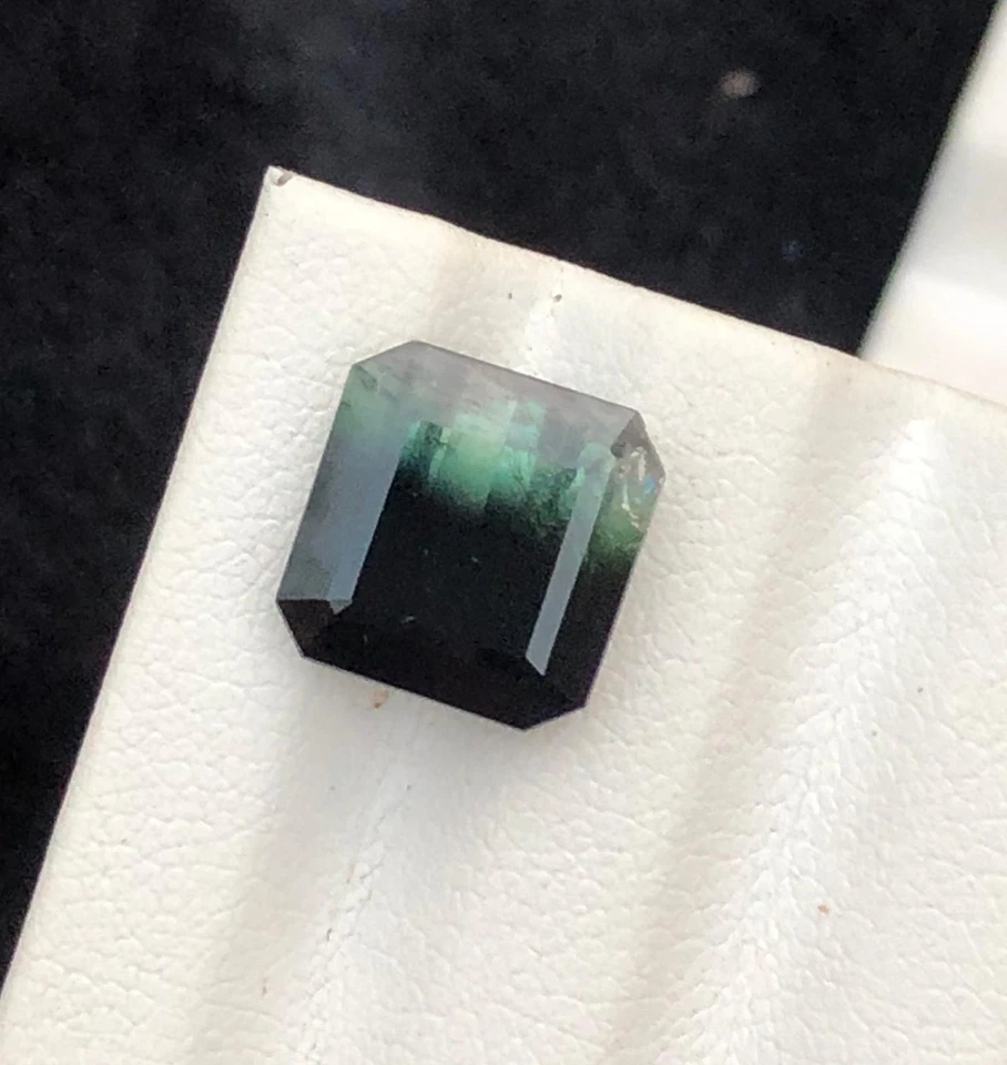 4.50ct Amazing natural   Bi Color Tourmaline Loose Gemstone - Image 2 of 4