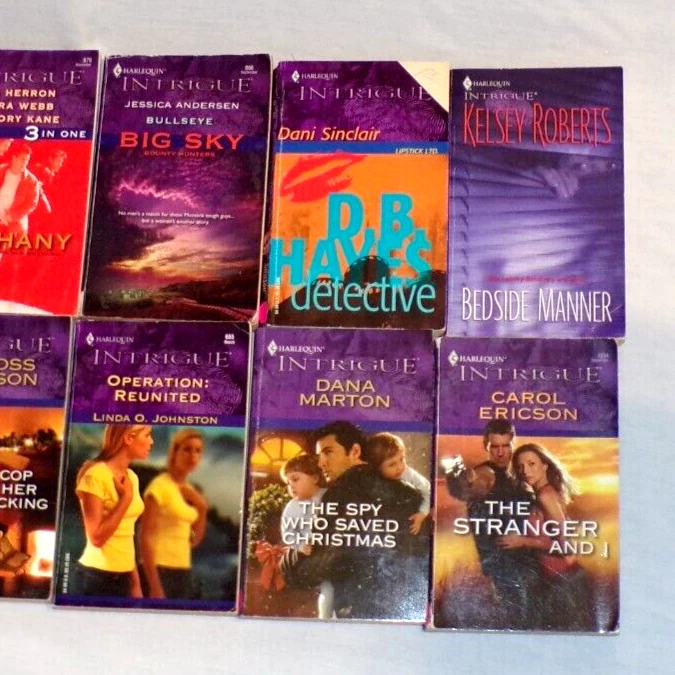Lot 12 Harlequin Intrigue Romance Novel Books Suspense Eclipse Bedside Manner PB Foto 3 de 3