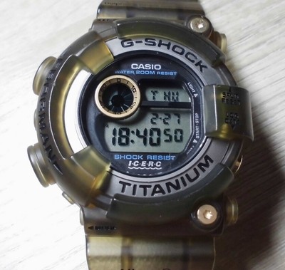 楽天市場】 正規品の通販 CASIO G-SHOCK DW-8200K-8 FROGMAN 