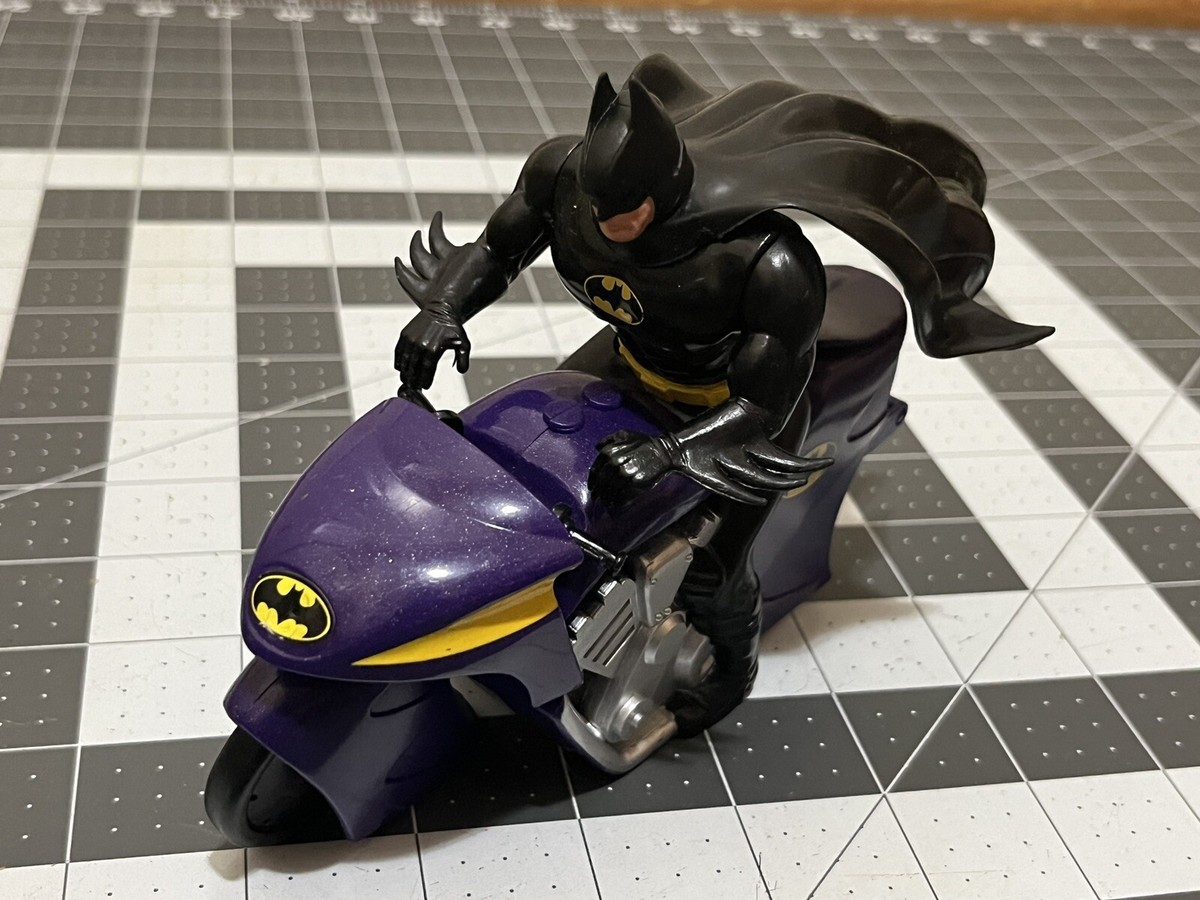 vintage kenner Legends of Batman Batcycle with Motorized