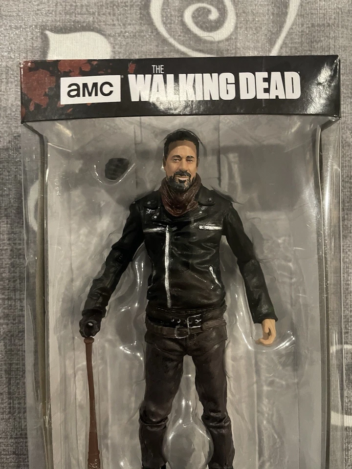 Action Figure Negan - McFarlane Toys - Immagine 2 di 4