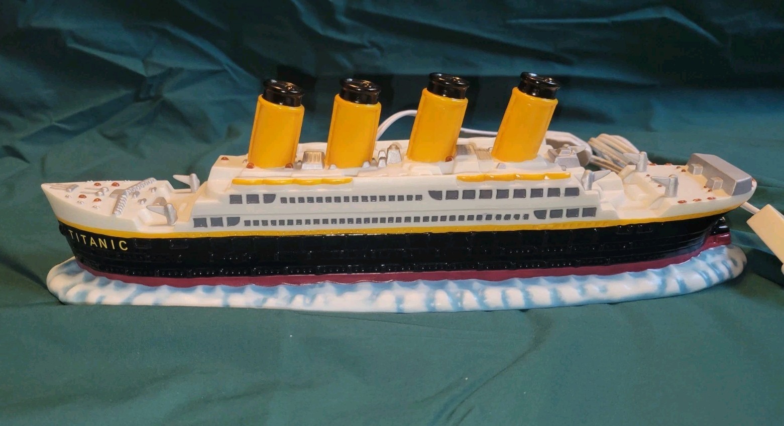 Vintage Titanic Night Light Enesco 1998 With Original Box- Works- 14 Inches Long