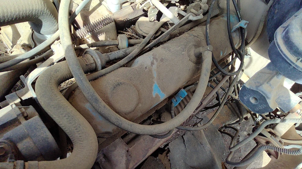 1984 Dodge D350 Driver Left Valve Cover Oem 5.9l Left - Image 2 of 4