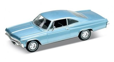 Welly Maßstab 1:24 Chevrolet Impala SS396 1965 - Lt Blue Meta
