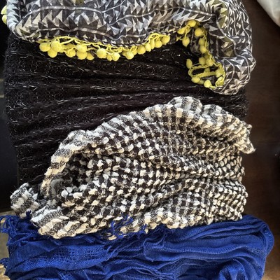 LOT of 4 Scarves - Black, White, Yellow & Blue Different Styles and Brands