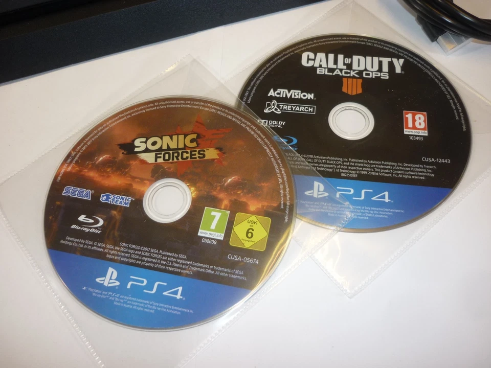Sony PlayStation 4 Slim, photo 3 of 5
