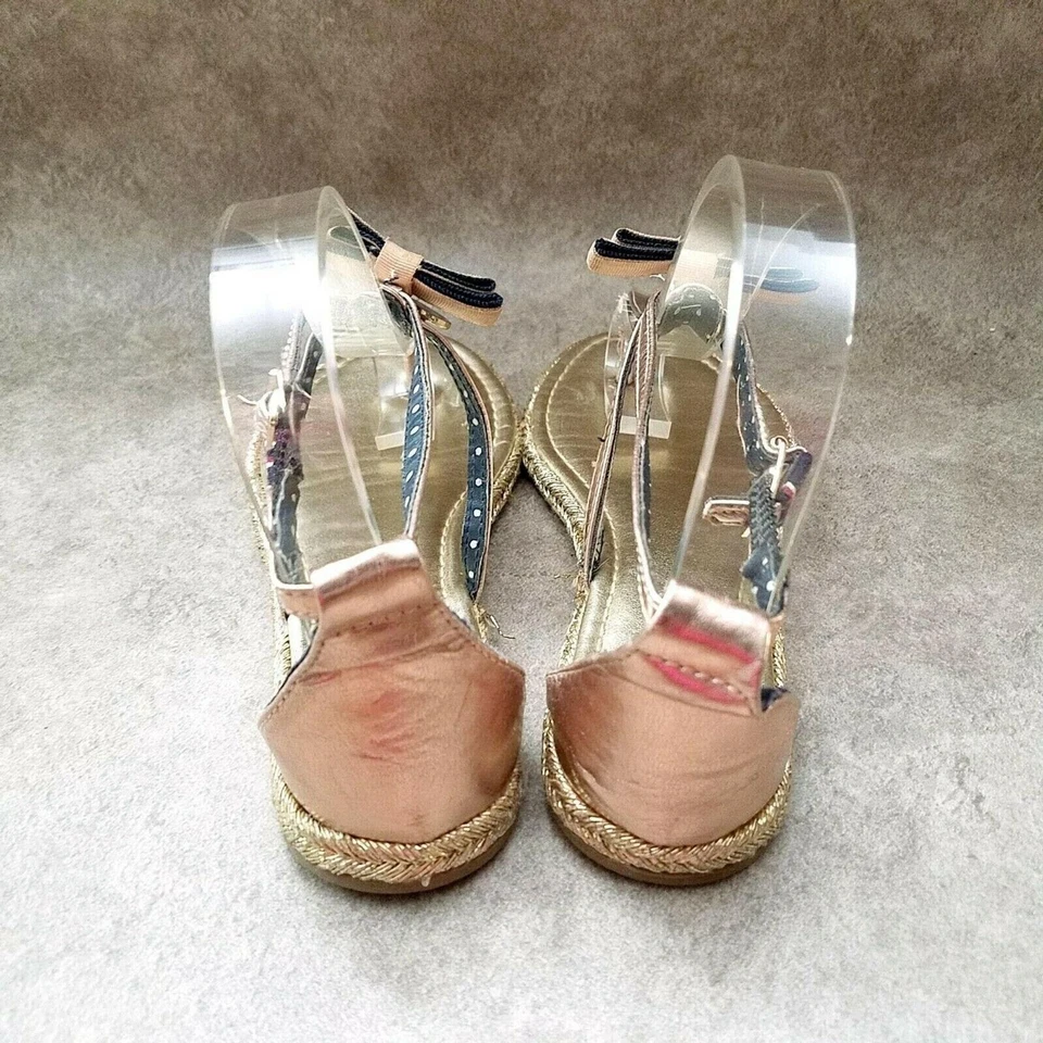 Tommy Hilfiger Big Girls Sz 3 M Gold  Thong Slingback Sandals Flats - Image 4 of 4