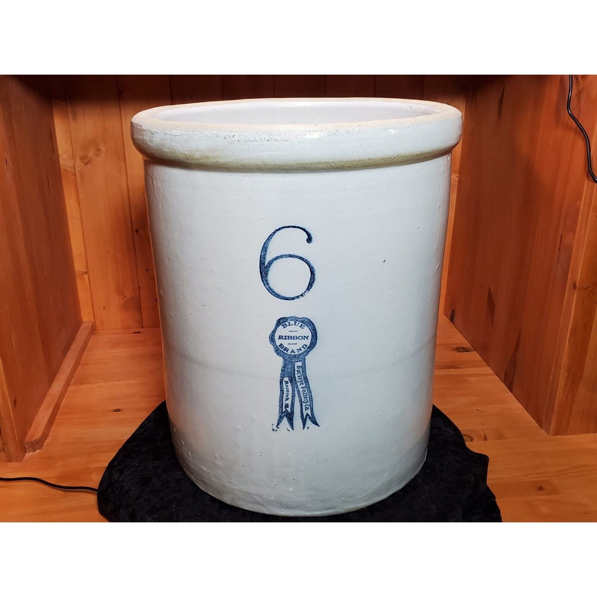 Buckeye #6 Pottery Company Blue Ribbon Brand Crock Circa - early