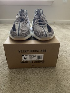 yeezy zyon size 12