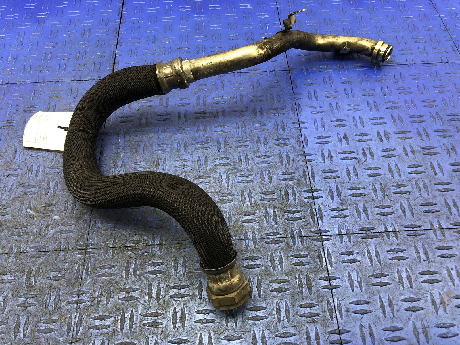2006-2018 ASTON MARTIN VANTAGE V8 ENGINE OIL COOLER PUMP INLET PIPE 6G33-6617