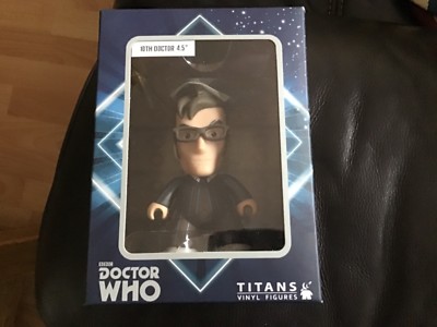 Doctor Who Titans 10th Doctor 4,5'' Vinyl Figur Nerd Block exklusiv SEHR SELTEN 