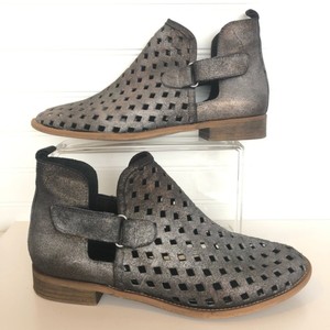 musse and cloud caila