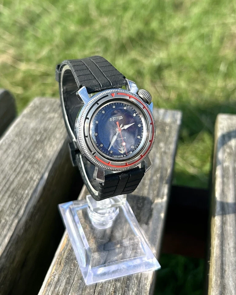 Reloj Vintage Vostok Junior Soviética URSS Retro Mecánico 17 Joyas Retro Años 80 Foto 3 de 4