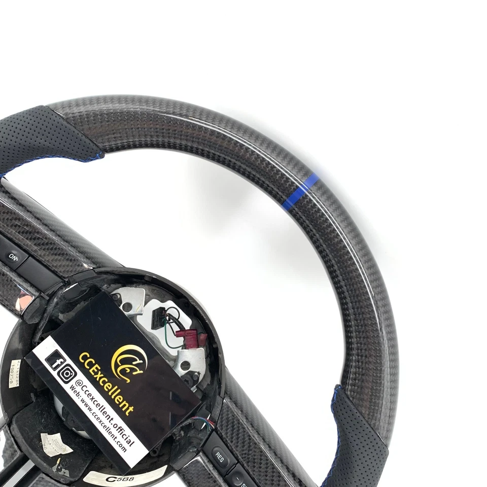 Volante de fibra de carbono real para Ford Mustang 2005-2009 S197 GT 2005-2012 Foto 4 de 4