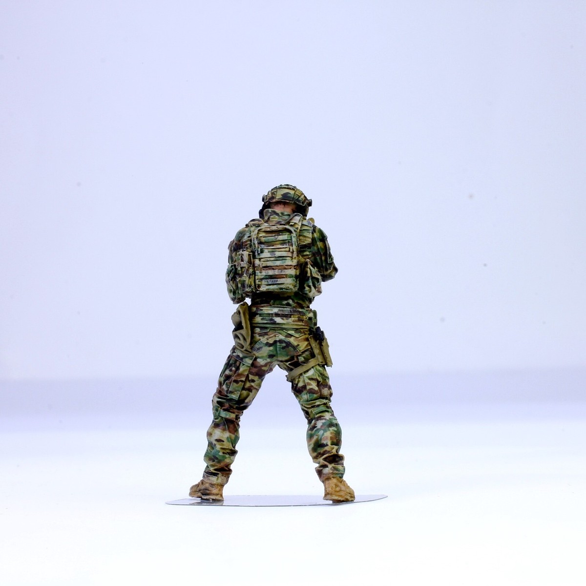 Pre-Order) Pro-Painted 1:35 US Navy Seal 6 Special Force Multicam