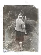 Man Kilt Woman Shotgun Shooting Grouse Moor Scotland c1930s Photo Van De Poll