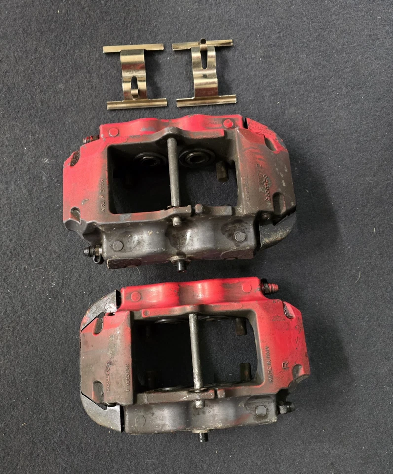 04-15 Volkswagen Touareg/Porsche OEM Rear Brembos - Image 2 of 4