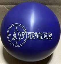 Track Avenger 16 lb Bowling ball New without Original Box Released in 2000