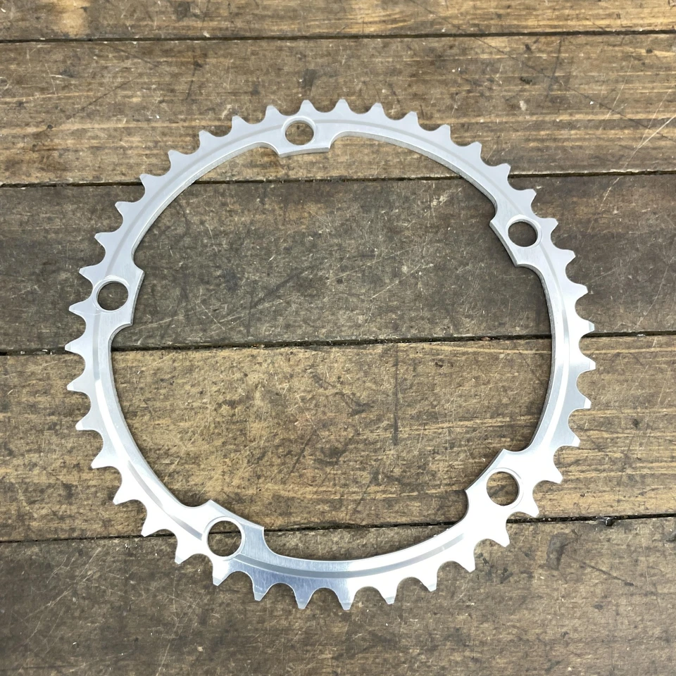 Corrente TA Specialites 41T 144 BCD interna 7075-T6 NOS França compatível com Campagnolo - Imagem 2 de 4