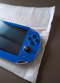 Sony PS Vita PCH-1000 Sapphire Blue OLED Console Near Mint 16GB Memory Boxed