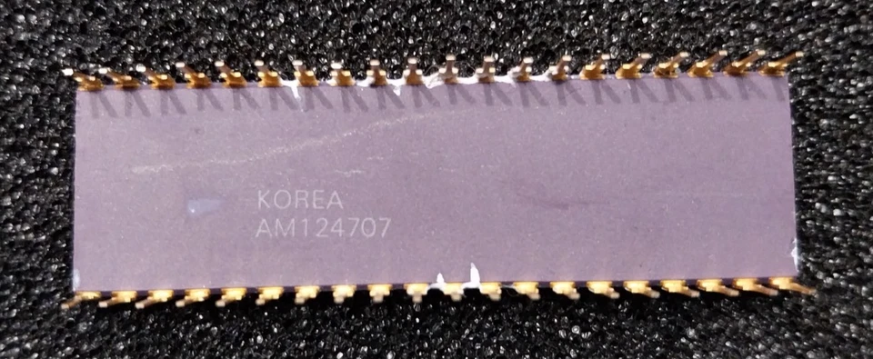 Mos 6569 R1 CERAMIC VIC Commodore 64 Video chip. (2083)   TESTED - Image 3 of 3