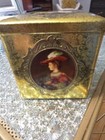 1Vintage Embossed and Hinged Dutch Painters Tin Made In Holland  — photo 3