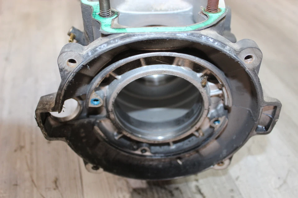 2012 Ski-Doo Grand Touring 550f Sport Engine Motor Crankcase Crank Case - Image 4 of 4