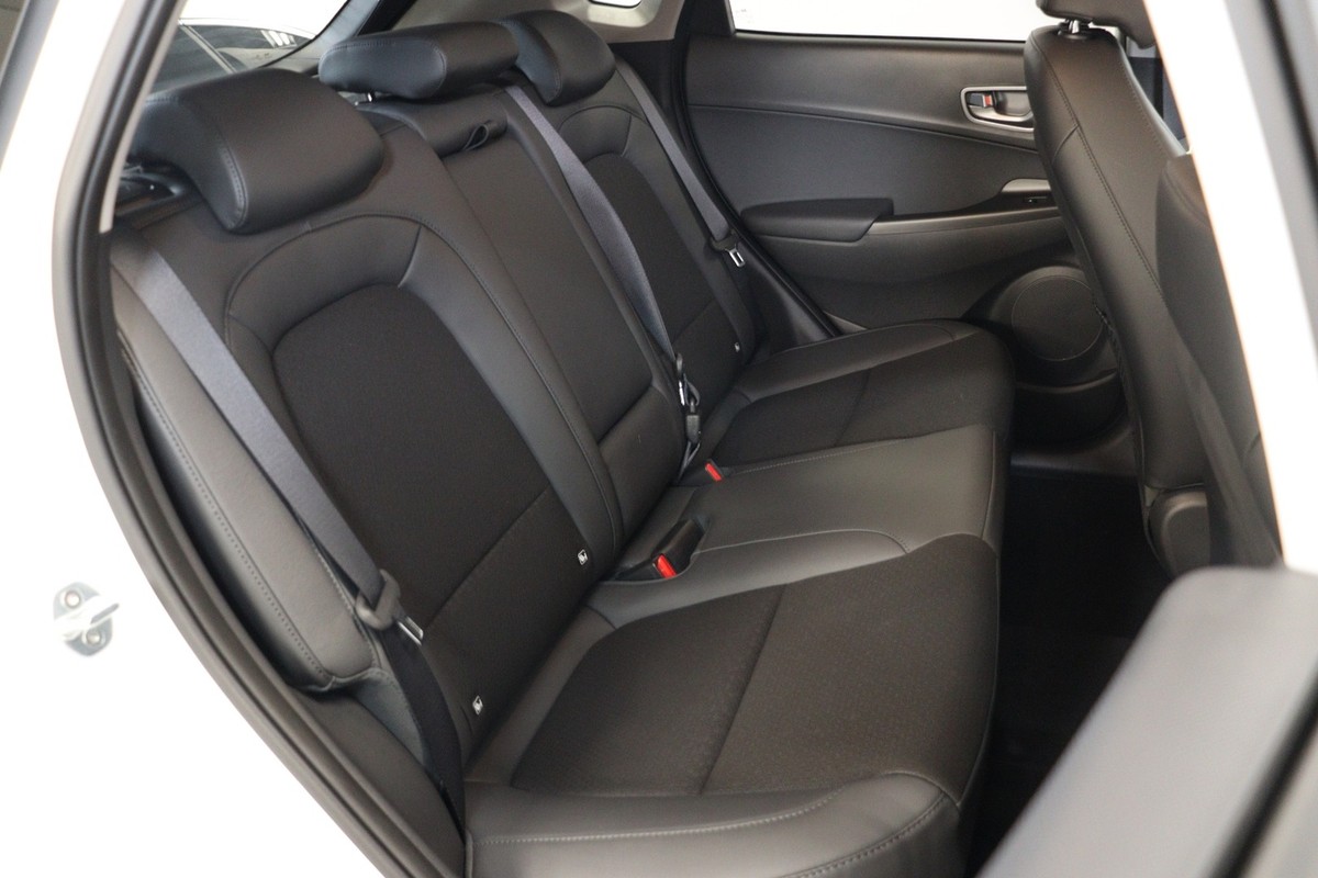 Hyundai Kona EV Essential