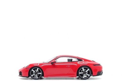 Minichamps 1:18 Porsche 911 Carrera (992.2) in Guards Red | eBay