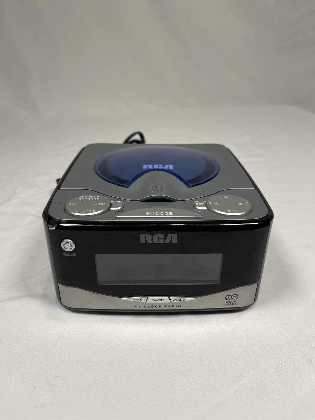RCA RP5610A CD Clock Radio Dual Wake Multi-Color Tested Working
