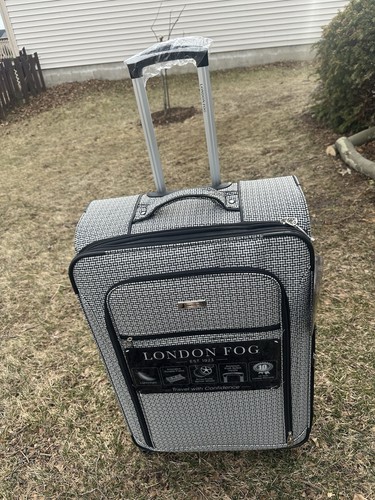 LONDON FOG SHEFFIELD COLLECTION 28" EQUIPAJE GIRATORIO EXPANDIBLE 8 RUEDAS  - Imagen 13 de 14