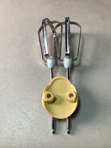 KENWOOD Hand Mixer - HM220 - Fully Complete With Beaters And Instructions/Boxed - Picture 16 of 24